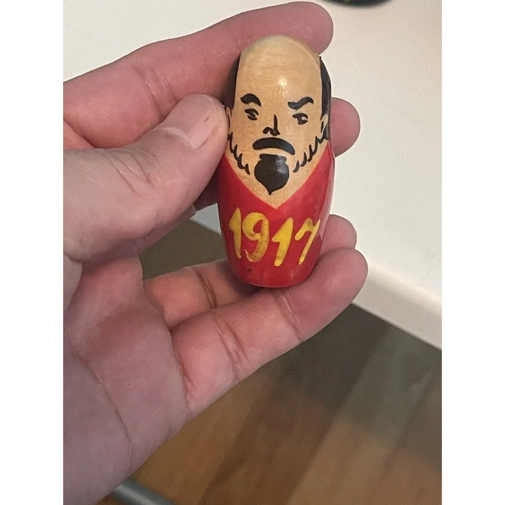 Wooden Nesting‎ Dolls , Vintage 5 Total